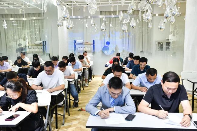 &ldquo;智能制造、標(biāo)準(zhǔn)先行&rdquo; 第一期紡織行業(yè)智能制造能力成熟度培訓(xùn)在紹興柯橋順利結(jié)業(yè)