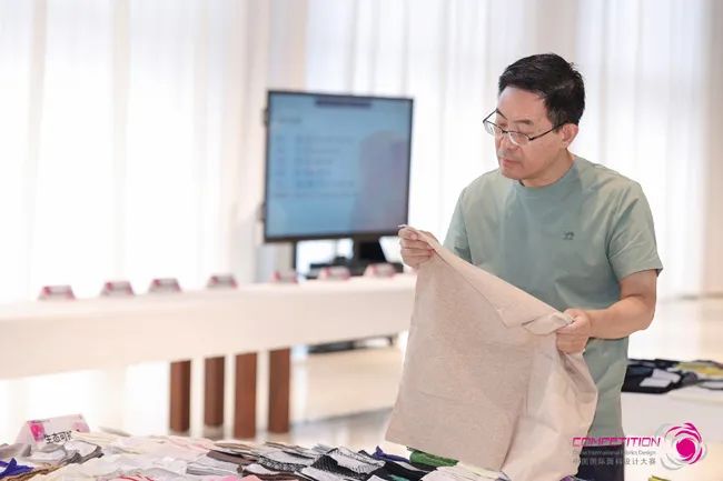 中國流行面料如何煥新當代設計？聯(lián)動雅瑩集團，這場評審會為好創(chuàng)意持續(xù)加碼