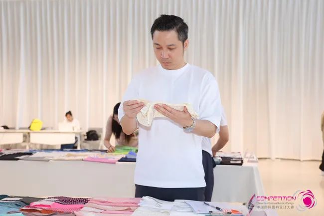 中國流行面料如何煥新當代設計？聯(lián)動雅瑩集團，這場評審會為好創(chuàng)意持續(xù)加碼