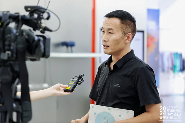 紡織服裝電商如何做?行業(yè)專家為企業(yè)帶來直播銷售的秘訣!