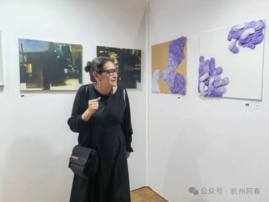 深趴藝術圈的那點事，為什么當代藝術家傅素琴的龍鱗片會被法國盧浮宮收藏？